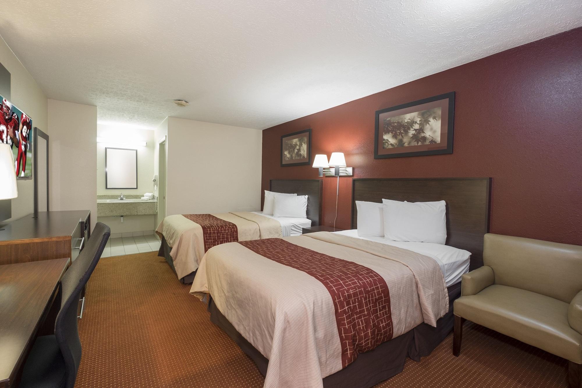 Red Roof Inn Columbus Northeast Уестървил Екстериор снимка