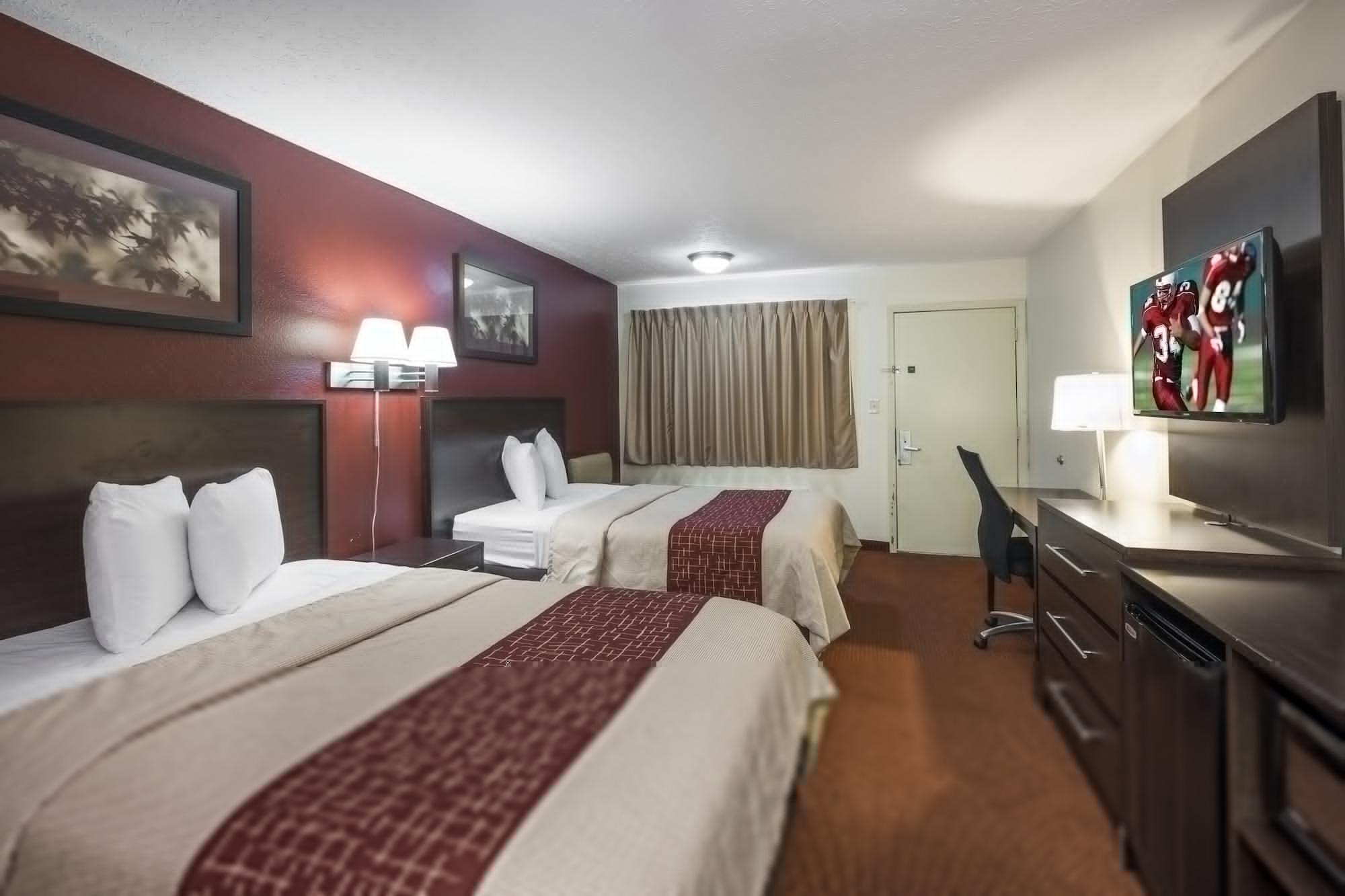 Red Roof Inn Columbus Northeast Уестървил Екстериор снимка