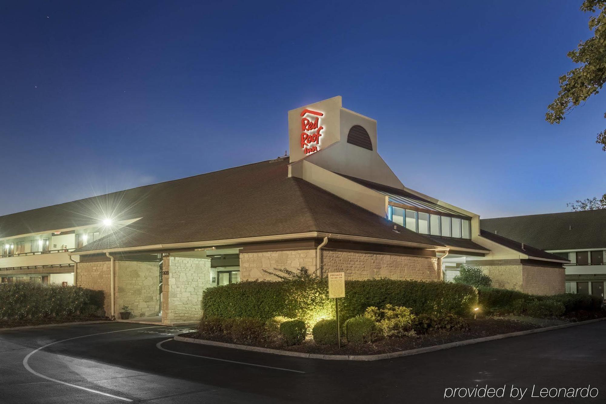 Red Roof Inn Columbus Northeast Уестървил Екстериор снимка